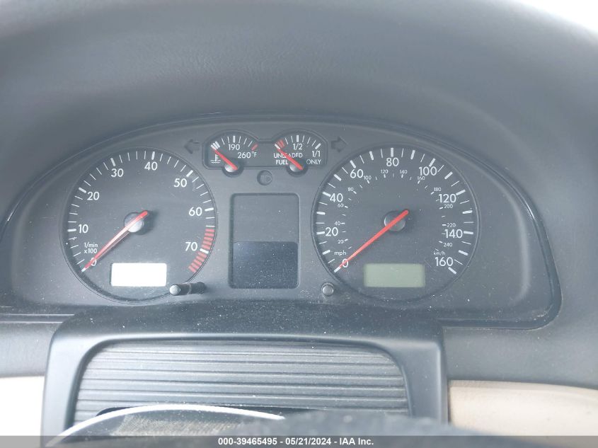 2000 Volkswagen Passat Gls VIN: WVWMA23B2YP179880 Lot: 39465495