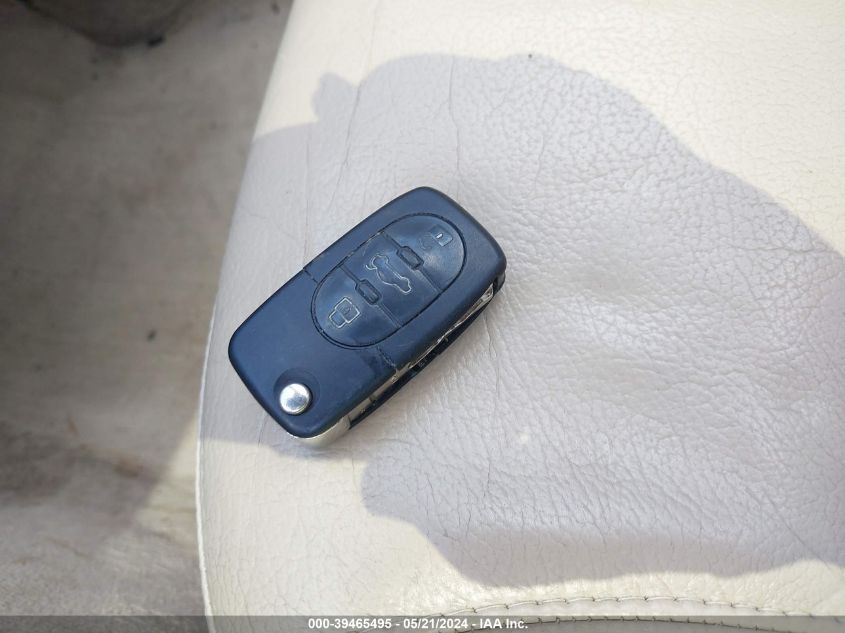 2000 Volkswagen Passat Gls VIN: WVWMA23B2YP179880 Lot: 39465495