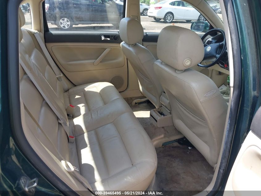 2000 Volkswagen Passat Gls VIN: WVWMA23B2YP179880 Lot: 39465495