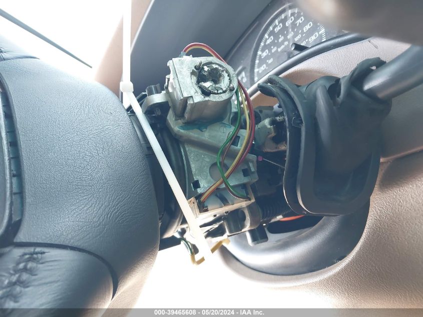 2000 GMC Sierra 1500 Sl VIN: 2GTEC19T8Y1200611 Lot: 39465608