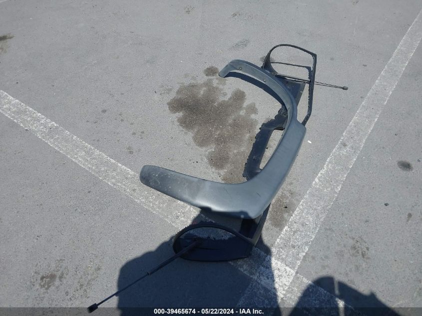 2004 Chevrolet Tahoe Lt VIN: 1GNEK13T94J138140 Lot: 39465674