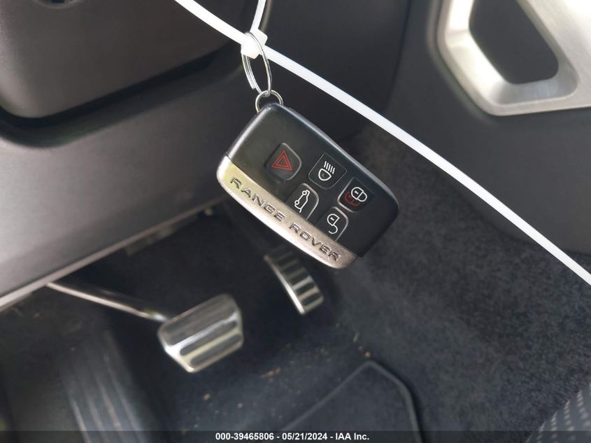 2015 Land Rover Range Rover 5.0L V8 Supercharged VIN: SALGS2TF6FA242209 Lot: 39465806