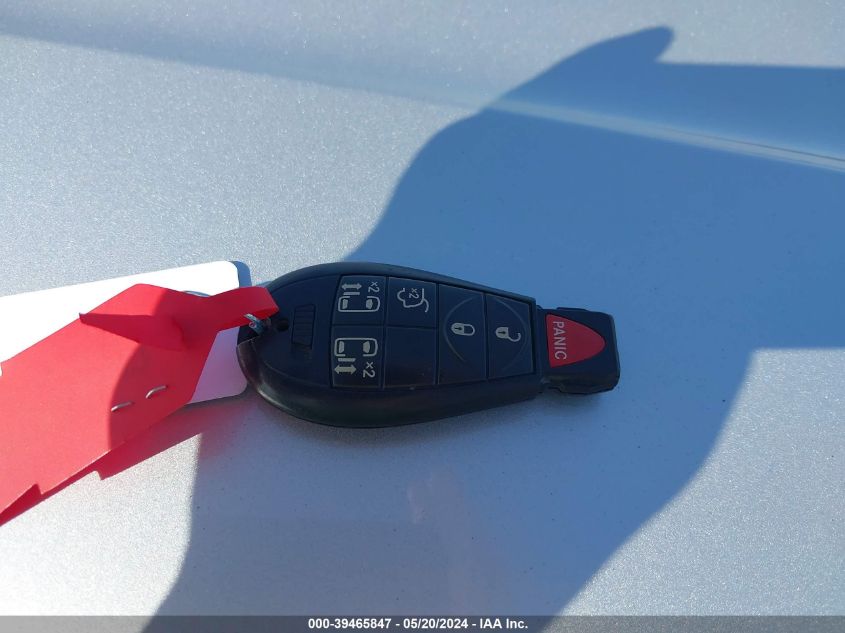 2015 Chrysler Town & Country Lx VIN: 2C4RC1AG3FR693984 Lot: 39465847