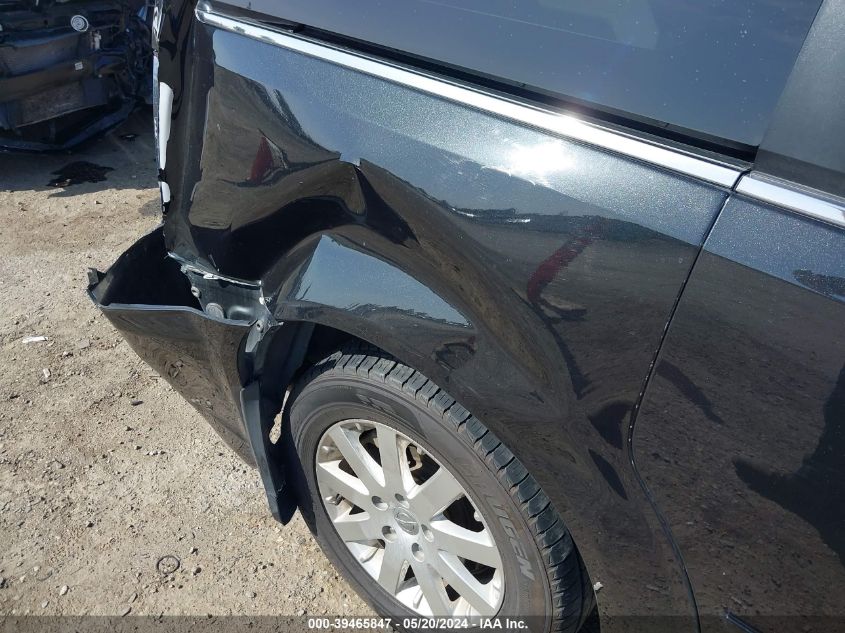 2015 Chrysler Town & Country Lx VIN: 2C4RC1AG3FR693984 Lot: 39465847