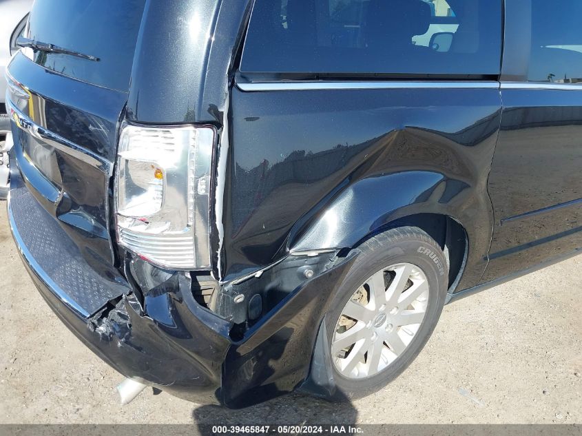 2015 Chrysler Town & Country Lx VIN: 2C4RC1AG3FR693984 Lot: 39465847