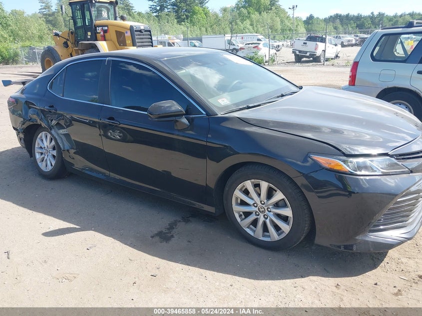 2020 TOYOTA CAMRY LE - 4T1C11AK5LU361622