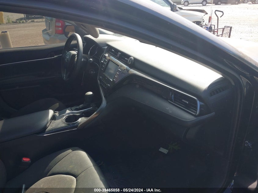 2020 TOYOTA CAMRY LE - 4T1C11AK5LU361622