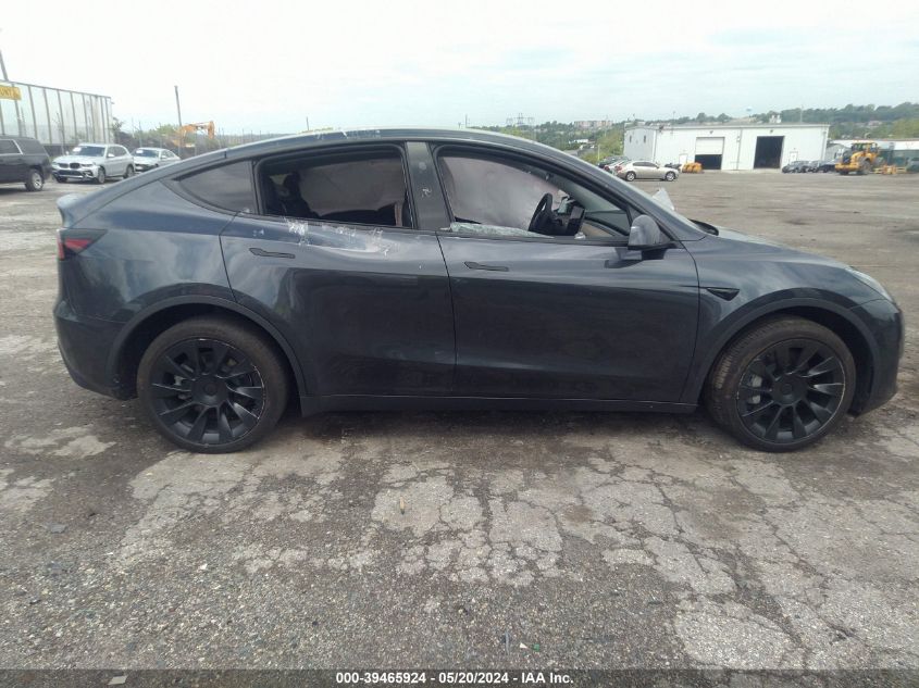 2024 Tesla Model Y Long Range Dual Motor All-Wheel Drive VIN: 7SAYGDEE1RA223740 Lot: 39465924