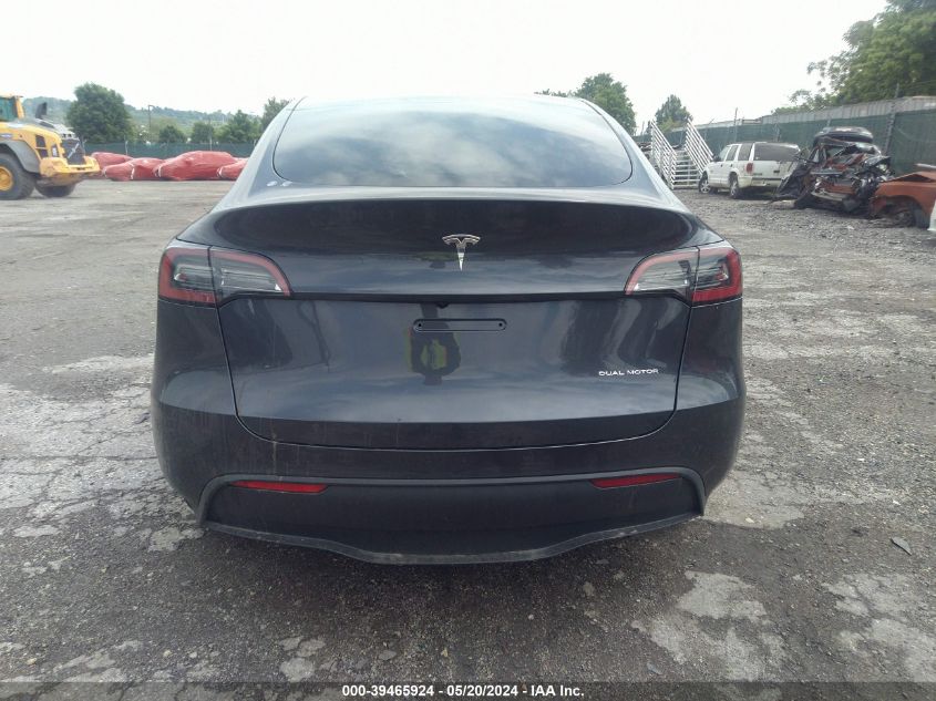 2024 Tesla Model Y Long Range Dual Motor All-Wheel Drive VIN: 7SAYGDEE1RA223740 Lot: 39465924