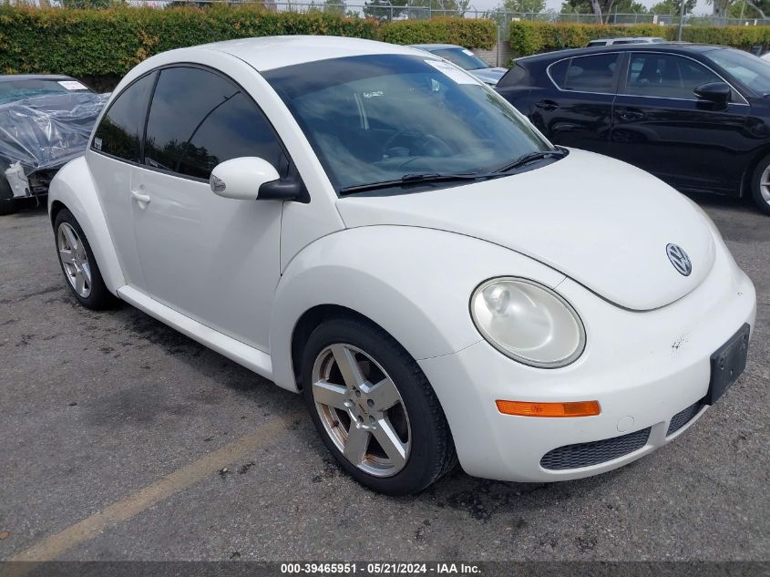 2010 Volkswagen New Beetle 2.5L VIN: 3VWPG3AG2AM016042 Lot: 39465951