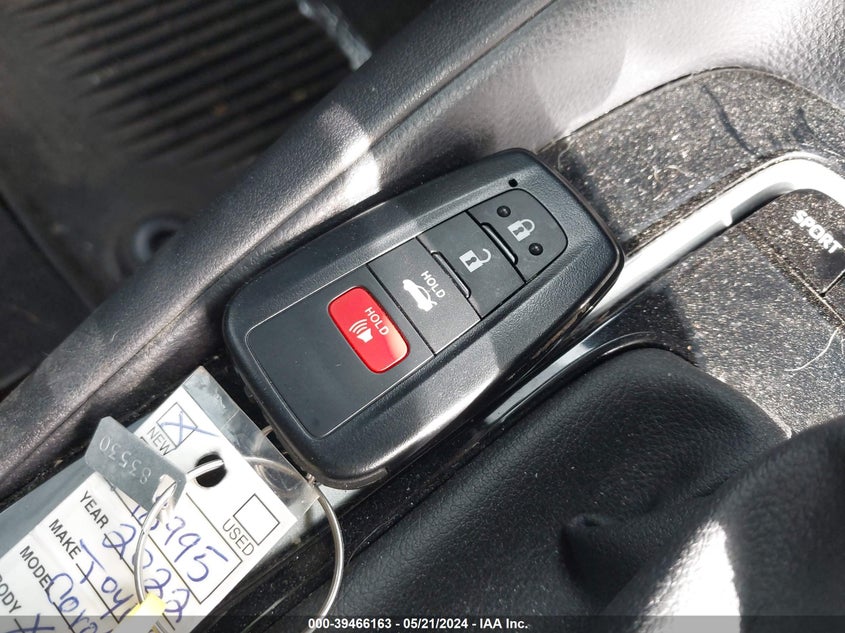 2022 TOYOTA COROLLA XLE - 5YFFPMAE8NP382699