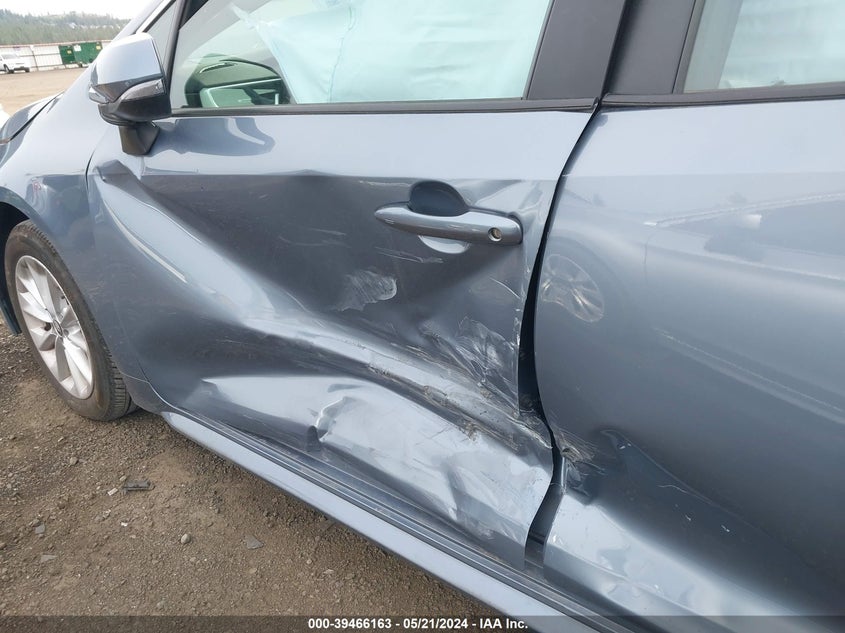 2022 TOYOTA COROLLA XLE - 5YFFPMAE8NP382699