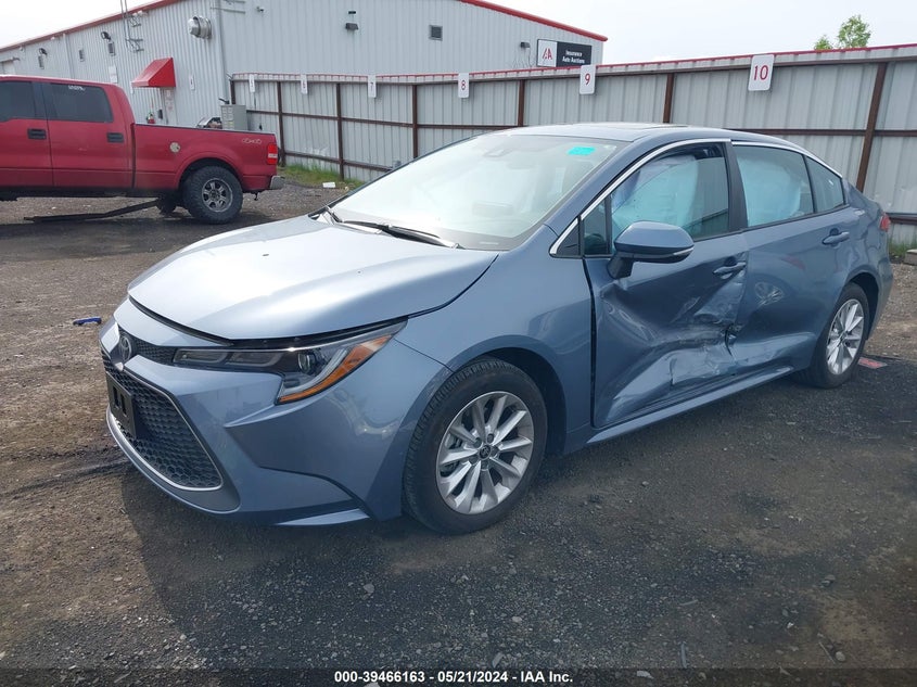 2022 TOYOTA COROLLA XLE - 5YFFPMAE8NP382699