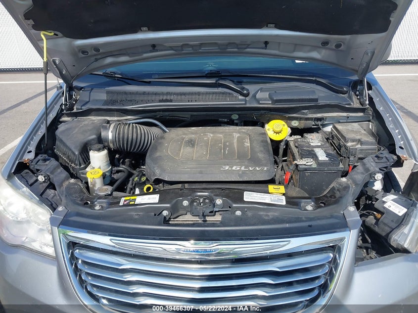 2014 CHRYSLER TOWN & COUNTRY TOURING - 2C4RC1BGXER174704