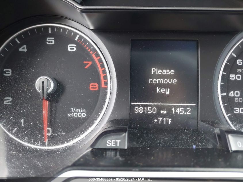 2013 Audi A4 2.0T Premium VIN: WAUAFAFLXDN010826 Lot: 39466357