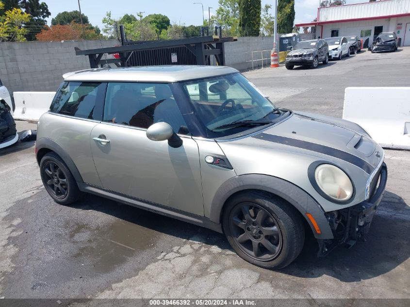 2009 Mini Cooper S VIN: WMWMF73579TW84442 Lot: 39466392