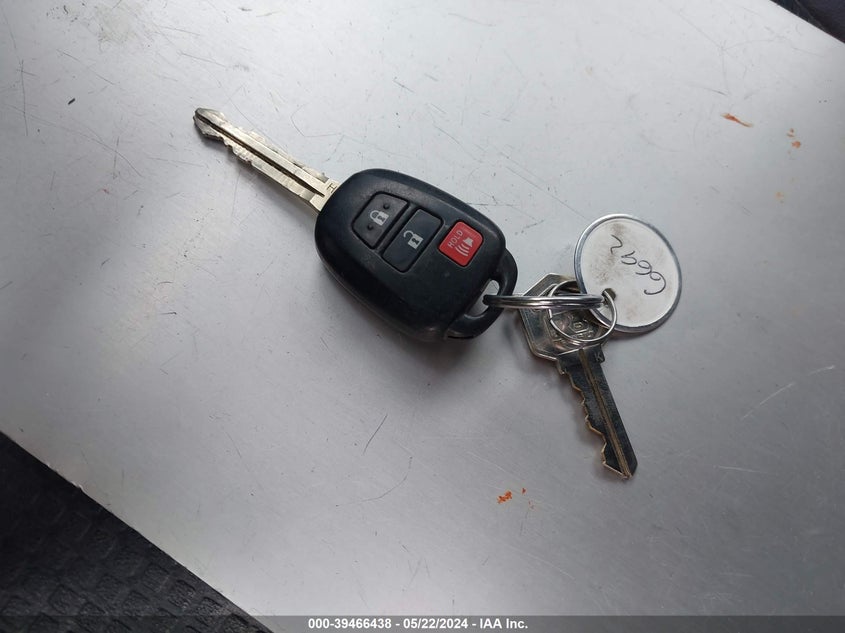 2017 TOYOTA TACOMA DBL CAB/SR/TRDSPT/OR/PRO - 5TFCZ5AN6HX111889