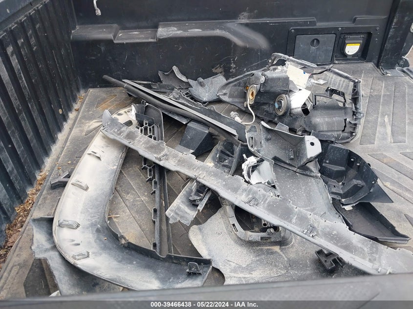 2017 TOYOTA TACOMA DBL CAB/SR/TRDSPT/OR/PRO - 5TFCZ5AN6HX111889