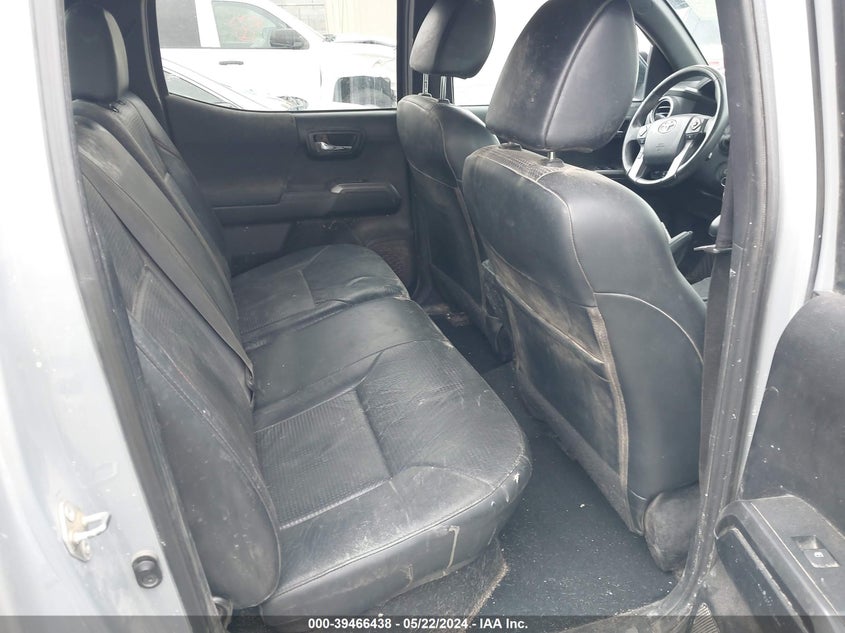 2017 TOYOTA TACOMA DBL CAB/SR/TRDSPT/OR/PRO - 5TFCZ5AN6HX111889