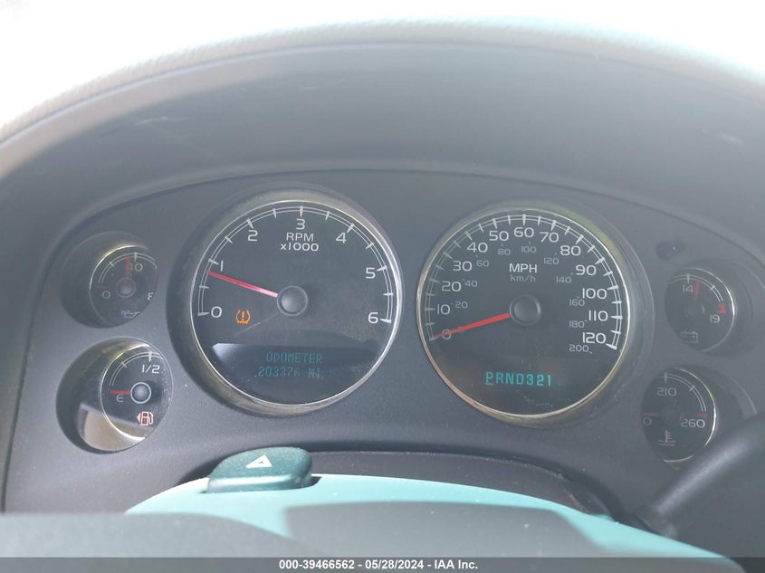 2007 Chevrolet Tahoe Ls VIN: 1GNFC13J77R113579 Lot: 39466562