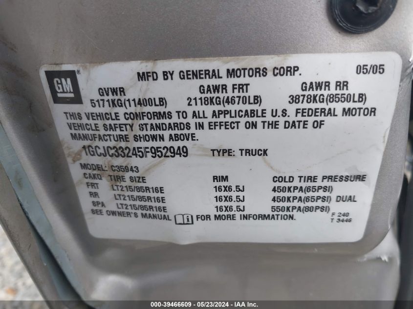 2005 Chevrolet Silverado 3500 Ls VIN: 1GCJC33245F952949 Lot: 39466609