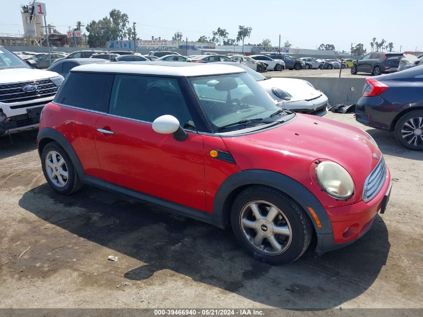 2009 Mini Cooper VIN: WMWMF33549TW70992 Lot: 39466940