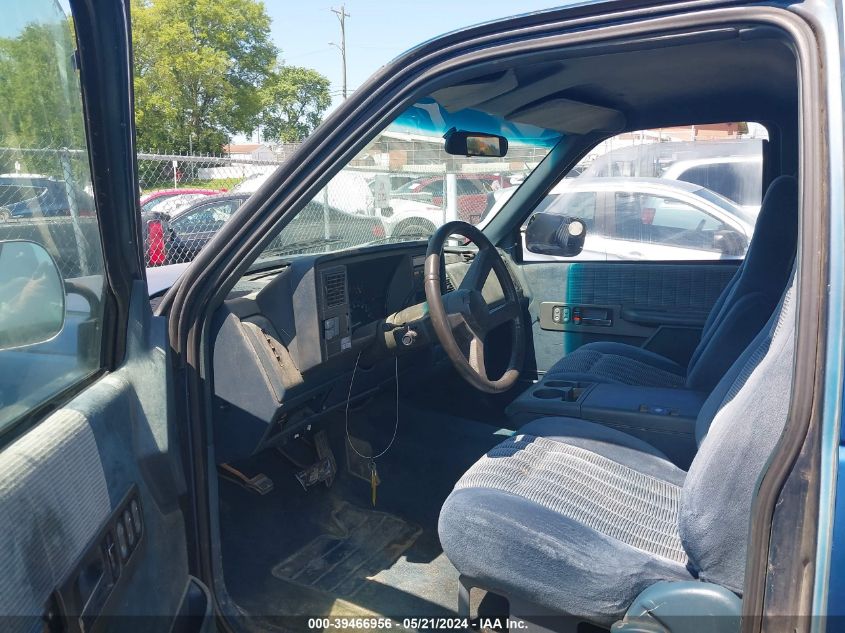 1993 Chevrolet Gmt-400 C1500 VIN: 2GCEC19K1P1219796 Lot: 39466956