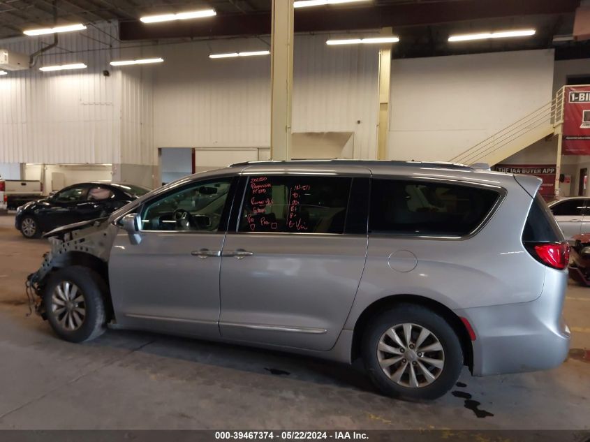 2019 Chrysler Pacifica Touring L VIN: 2C4RC1BG9KR537182 Lot: 39467374