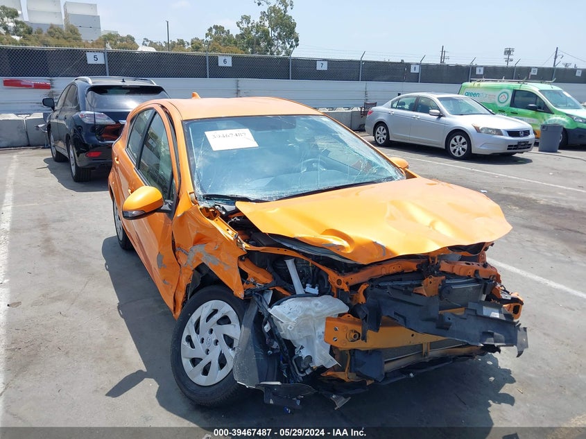 2016 Toyota Prius C Two VIN: JTDKDTB34G1138621 Lot: 39467487