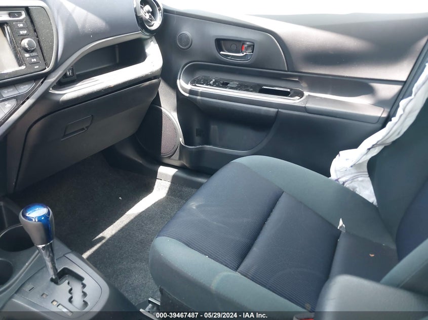 2016 Toyota Prius C Two VIN: JTDKDTB34G1138621 Lot: 39467487