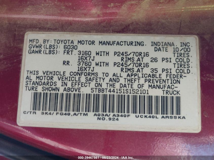 2001 Toyota Tundra Sr5 V8 VIN: 5TBBT44151S152101 Lot: 39467561