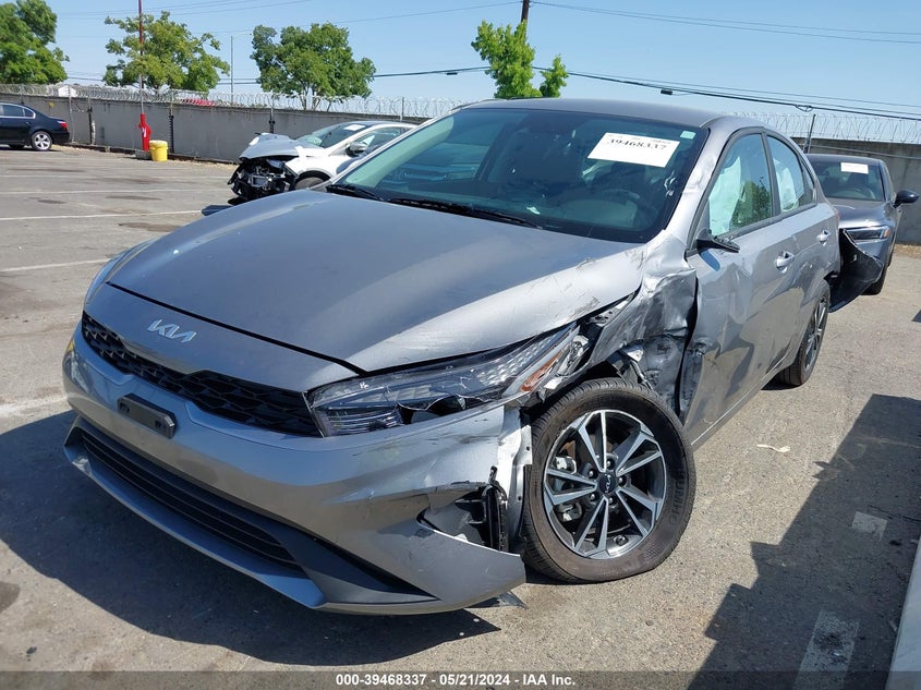 VIN 3KPF24AD6PE683160 2023 KIA FORTE LXS