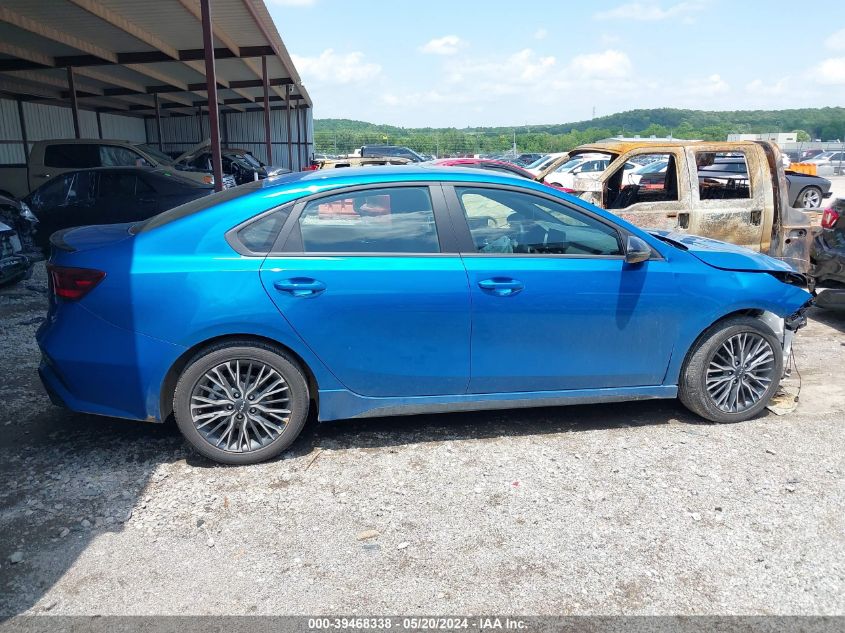 2024 Kia Forte Gt-Line VIN: 3KPF54AD8RE737696 Lot: 39468338