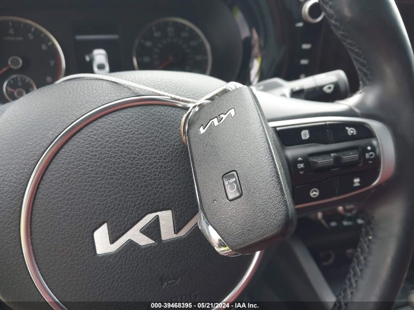 2023 Kia K5 Gt-Line VIN: 5XXG64J29PG180706 Lot: 39468395