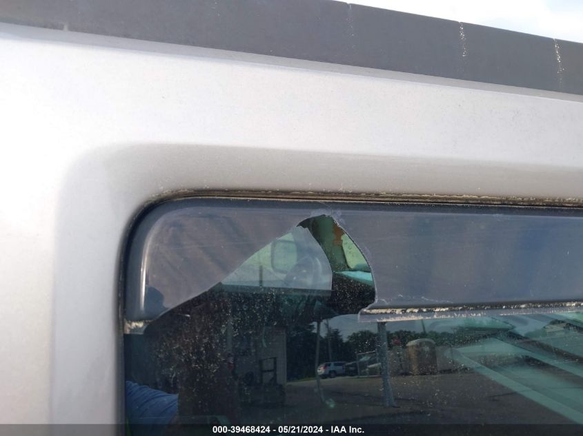 2003 Hummer H2 VIN: 5GRGN23U13H116239 Lot: 39468424