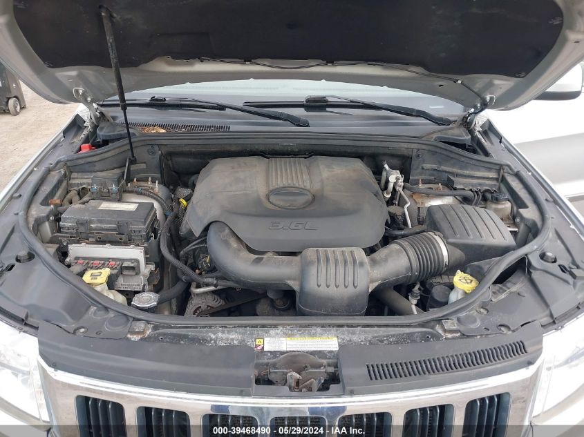 2011 Jeep Grand Cherokee Laredo VIN: 1J4RR4GG4BC552488 Lot: 39468490