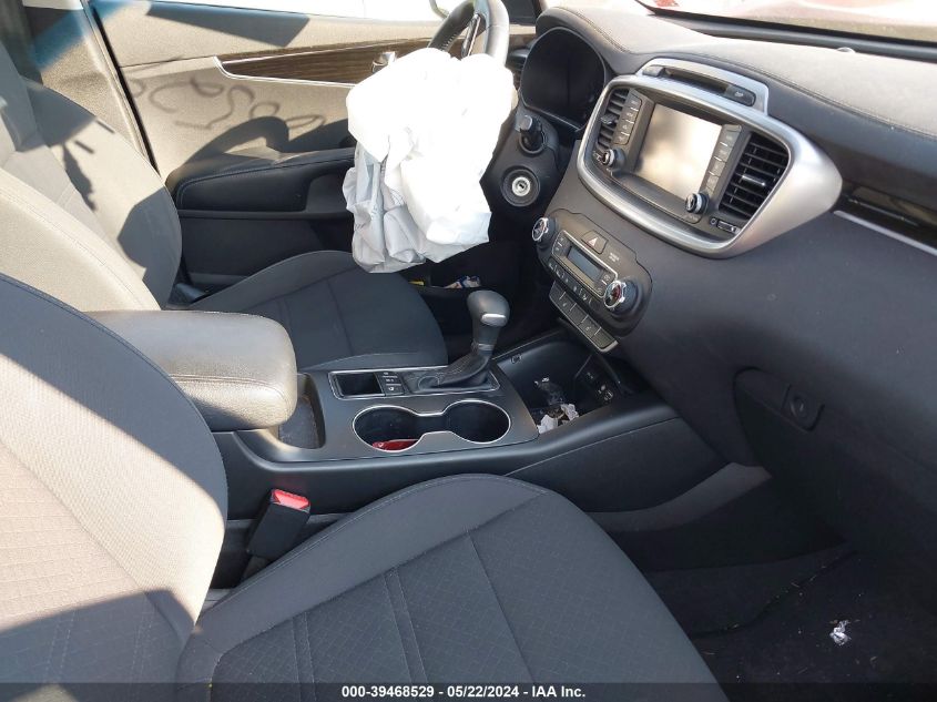 2019 KIA SORENTO L/LX - 5XYPGDA31KG523177