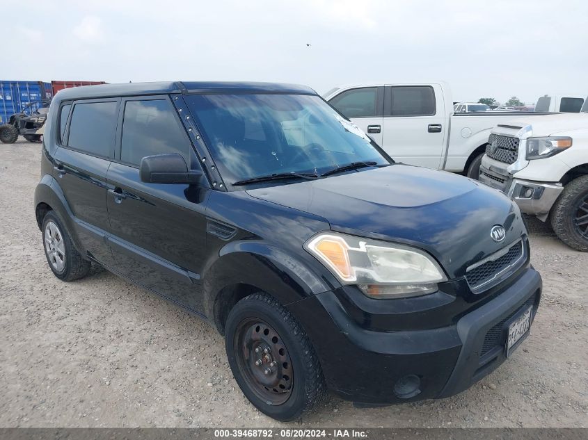 2011 Kia Soul VIN: KNDJT2A18B7302807 Lot: 39468792