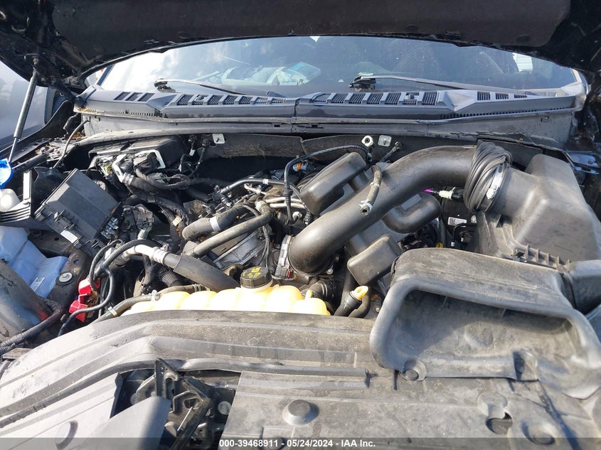 VIN 1FTMF1C55JKD40683 2018 FORD F-150 XLT