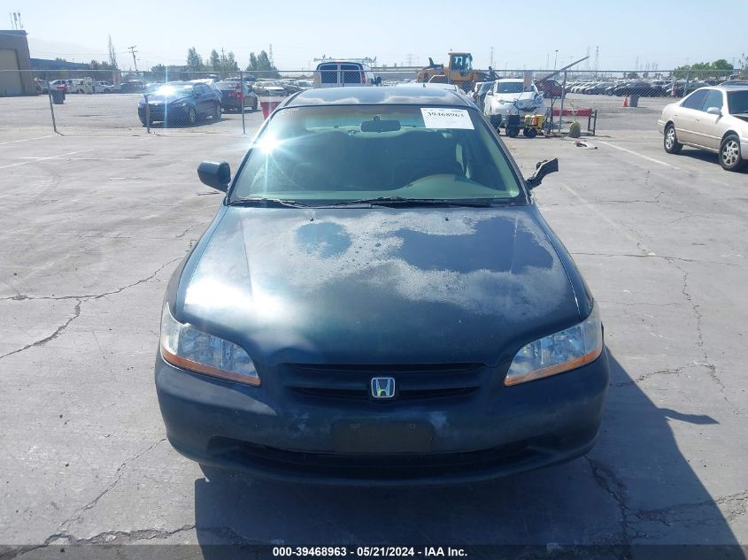 2000 Honda Accord 2.3 Lx VIN: 3HGCG6658YG700811 Lot: 39468963