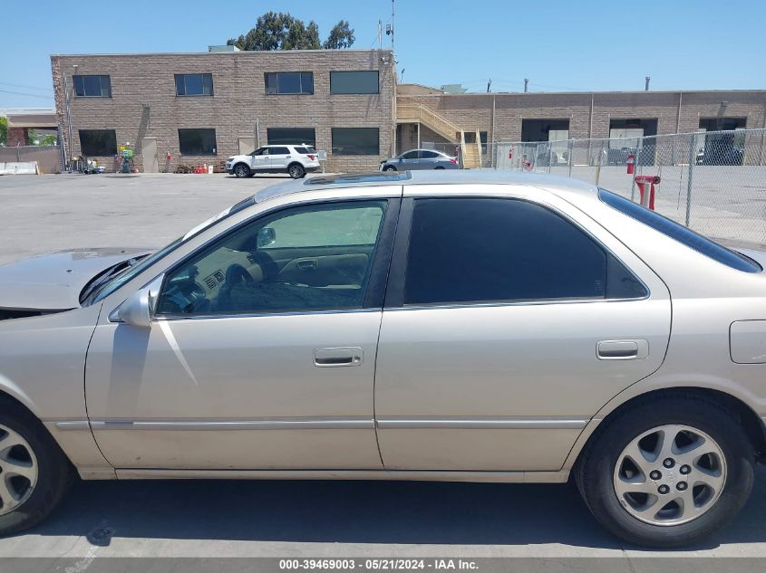 1998 Toyota Camry Le V6 VIN: JT2BF28K0W0123467 Lot: 39469003