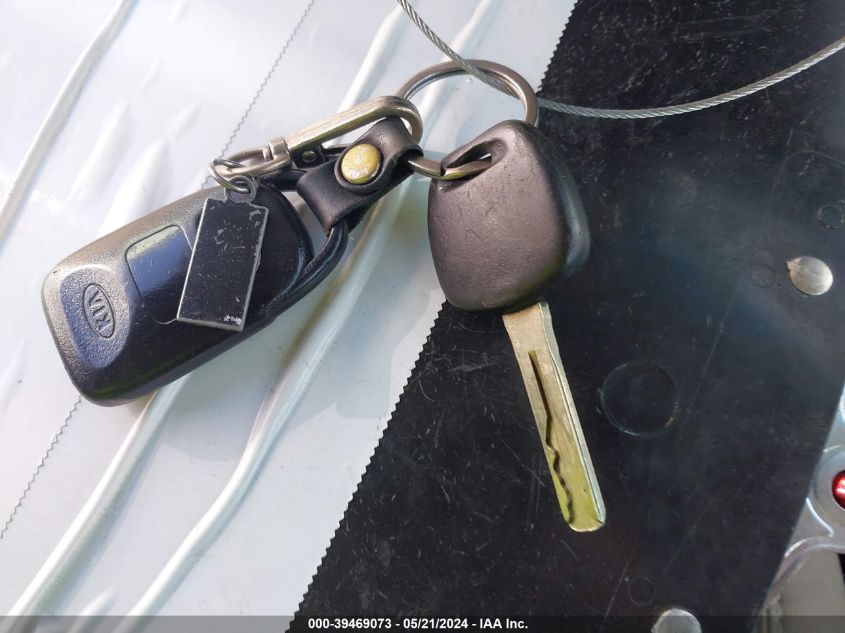 2011 Kia Optima Lx VIN: KNAGM4A75B5154700 Lot: 39469073