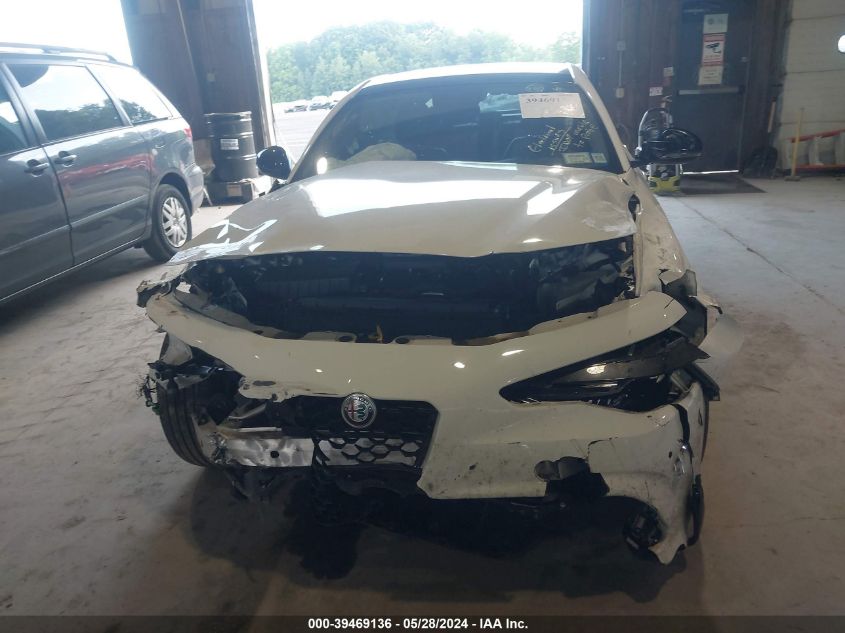 2018 Alfa Romeo Giulia Ti Sport Rwd VIN: ZARFAECN0J7596642 Lot: 39469136