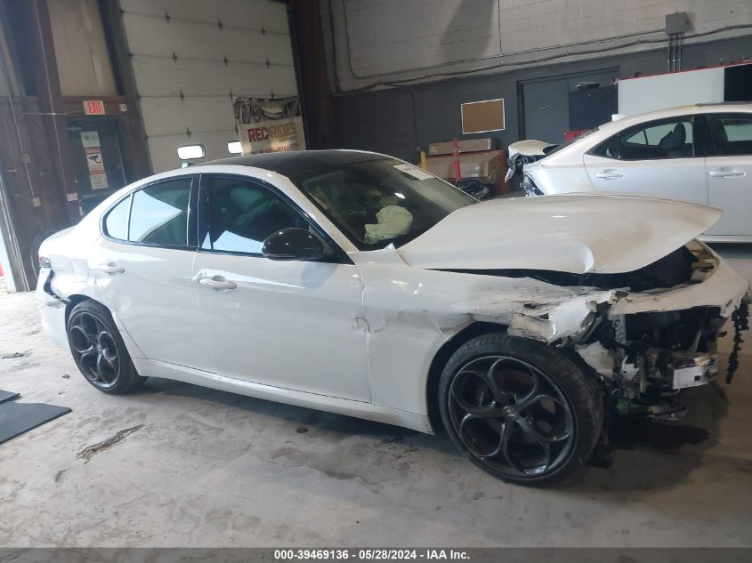 2018 Alfa Romeo Giulia Ti Sport Rwd VIN: ZARFAECN0J7596642 Lot: 39469136