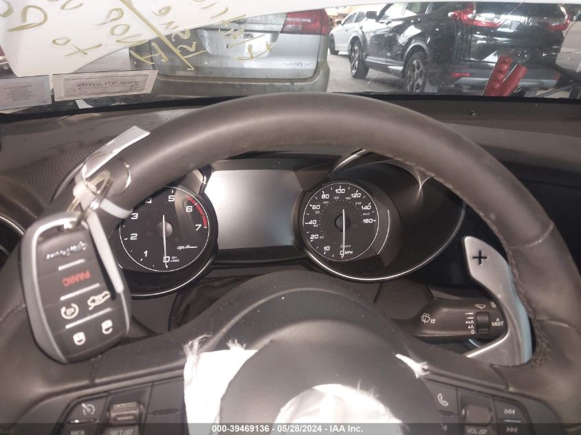 2018 Alfa Romeo Giulia Ti Sport Rwd VIN: ZARFAECN0J7596642 Lot: 39469136