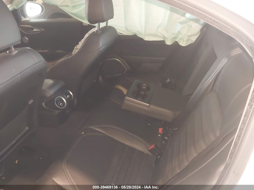 2018 Alfa Romeo Giulia Ti Sport Rwd VIN: ZARFAECN0J7596642 Lot: 39469136