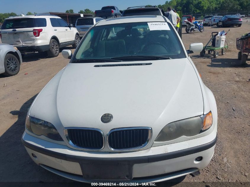 2005 BMW 325I VIN: WBAEV33425KW17402 Lot: 39469214