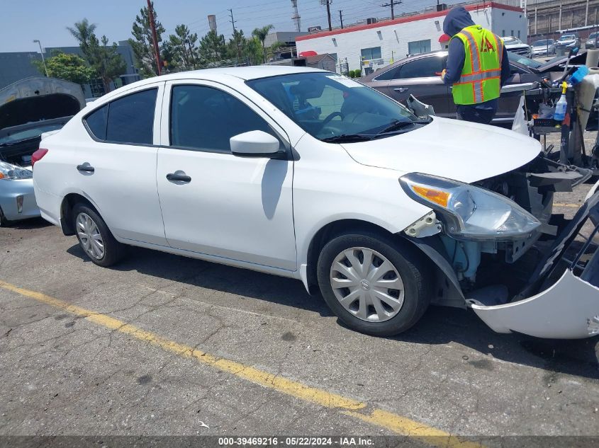 2017 Nissan Versa 1.6 S+ VIN: 3N1CN7APXHL830733 Lot: 39469216