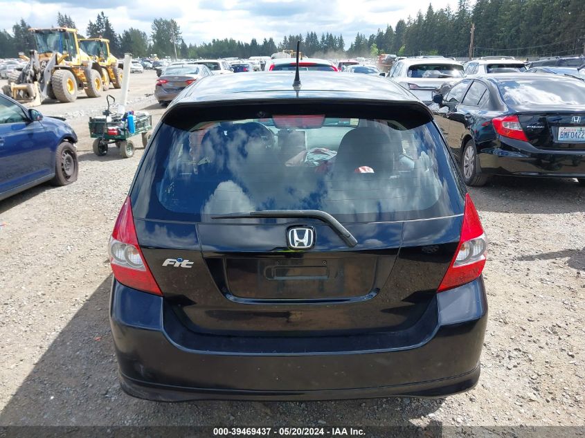 2007 Honda Fit Sport VIN: JHMGD38657S055960 Lot: 39469437