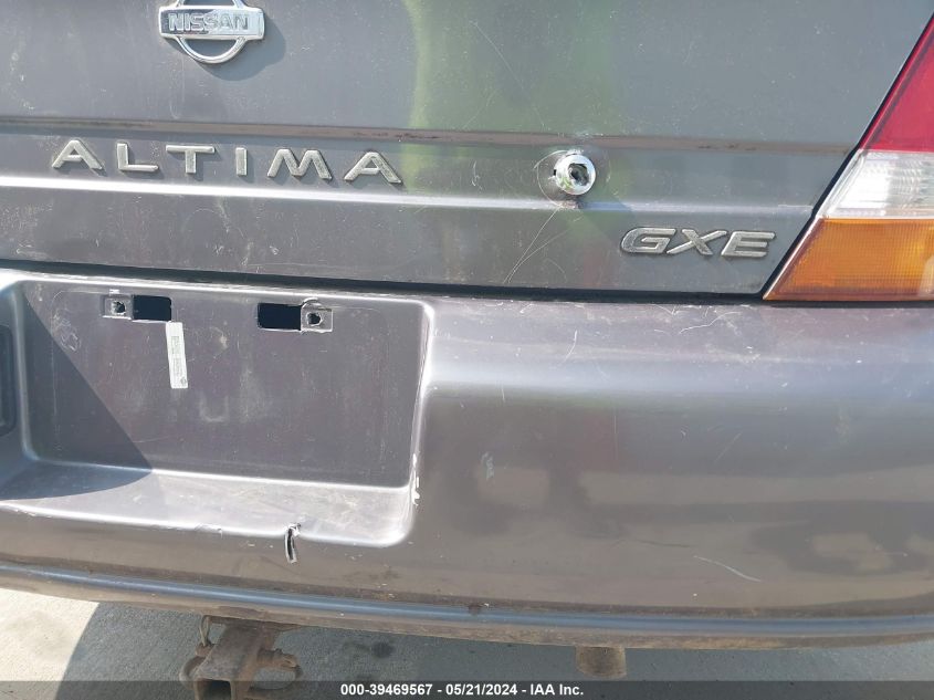 1998 Nissan Altima Gle/Gxe/Se/Xe VIN: 1N4DL01D1WC266070 Lot: 39469567